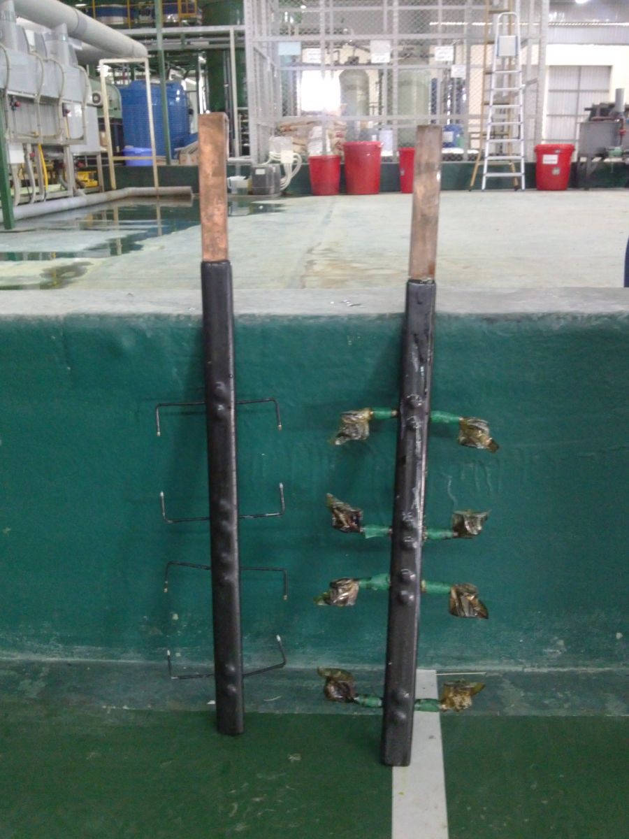 Anode lead
